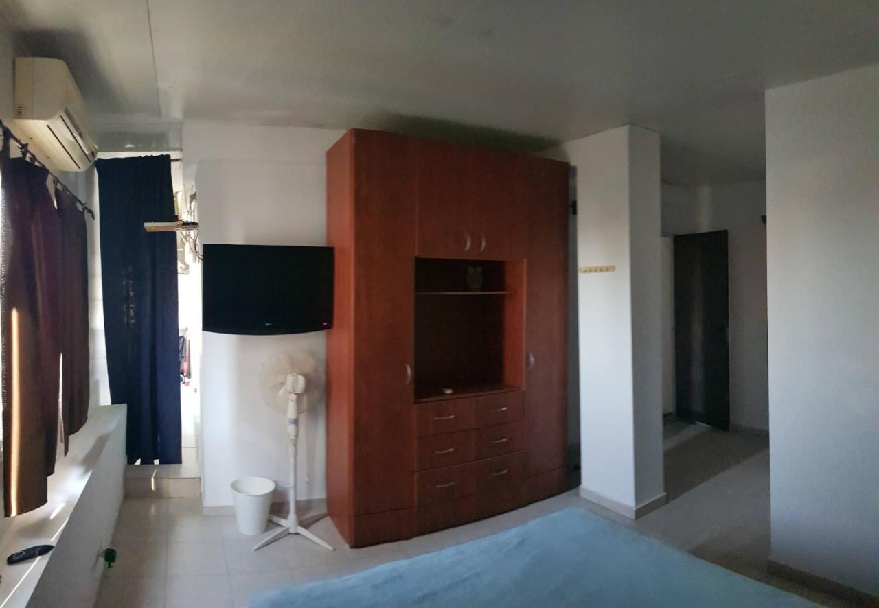 Cozy Flat With Parking Well-Placed Near Tlv Airport Apartamento Lod Exterior foto